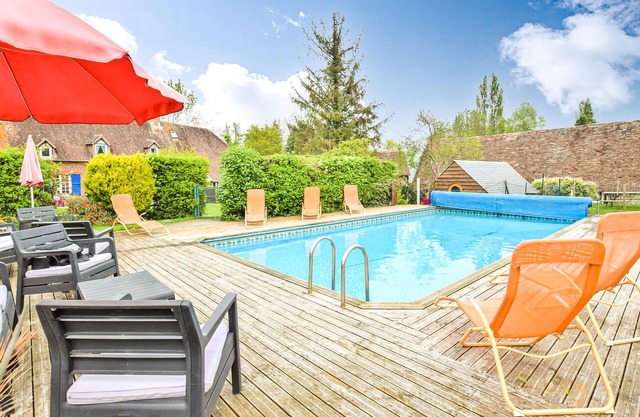 Awesome home in St Pierre en Auge