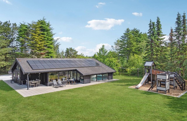 Awesome home in Bindslev with sauna