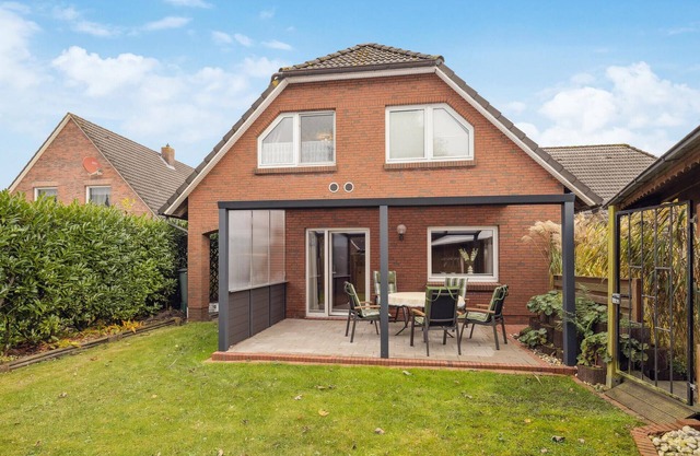 Awesome home in Südbrookmerland