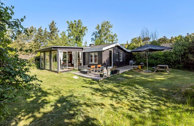 Awesome home in Frederiksværk with WiFi