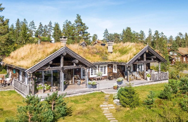 Awesome home in Flesberg with sauna