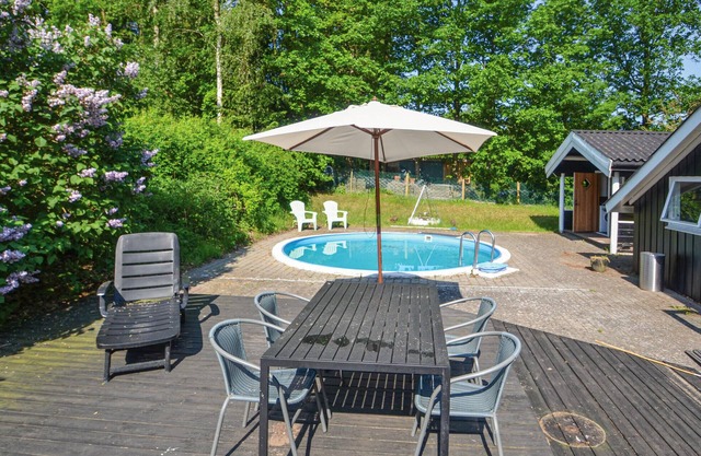 Awesome home in Glesborg with sauna