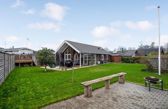 Awesome home in Kerteminde with kitchen