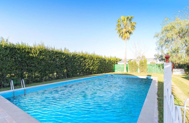 Awesome home in Los Palacios