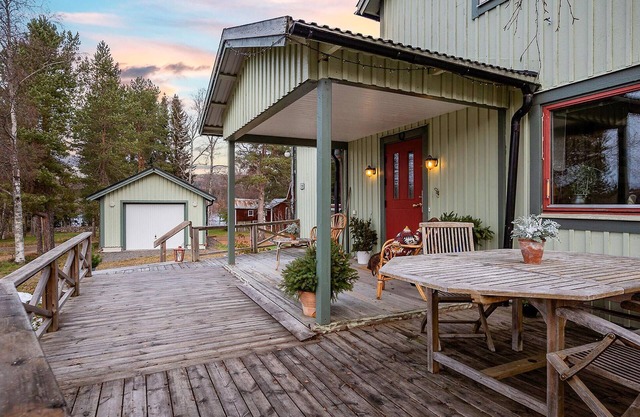 Awesome home in Ullånger with kitchen