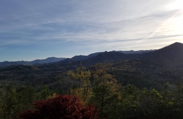 Awsome mountain view, and very private