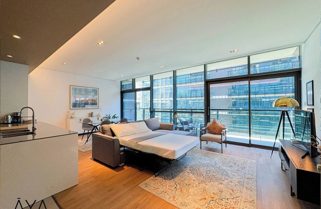 Aya - Sophisticated 1BR Apartment in CityWalk with Views