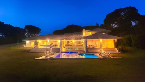 Azaleas by Check-in Portugal