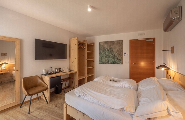 B&B GIALLO - Camera Menta with bathroom for physically challenged