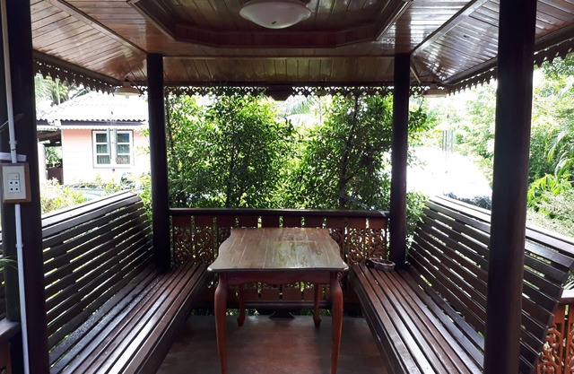 Baan Suan Hinghoy