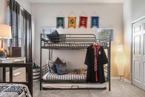 Bahama Bay Superb modern condo Harry Potter