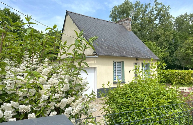 Baie du Mont saint-Michel, Small charming gîte, 2*, France