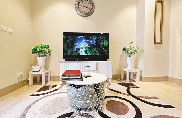 BAIT AZUZ, Elegant suite in Havana