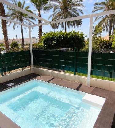 Bajo de Diseño, Piscina Privada Climatiza, 150m de la playa