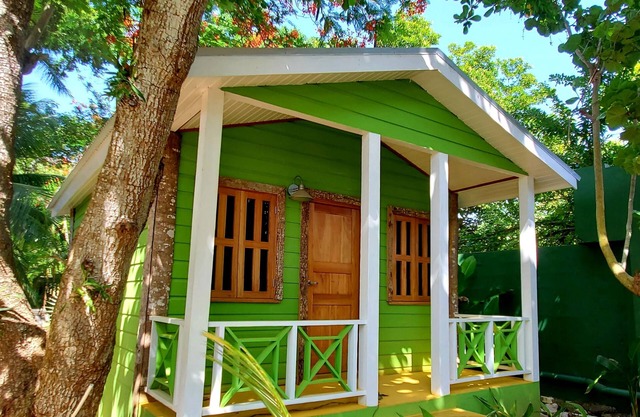Bak A Yaad Overt Green Cottage