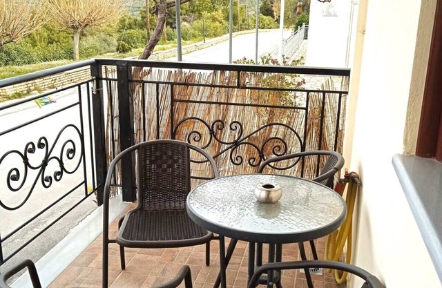 Ballas seaview apartment