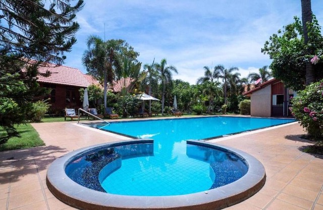 Bangsaray Village Resort