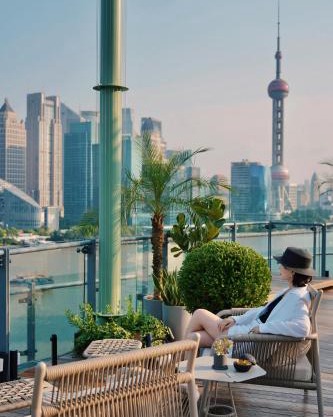 Banyantree Shanghai On the Bund - Tales rooftop bar boasts a jaw-dropping panoramic vista
