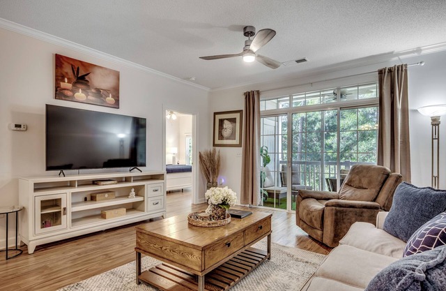 Barefoot Resort | 2BR/2BA Golf Villa