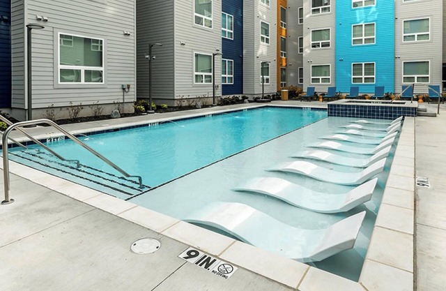 Barsala l Designer 4BD Stay with Downtown Access