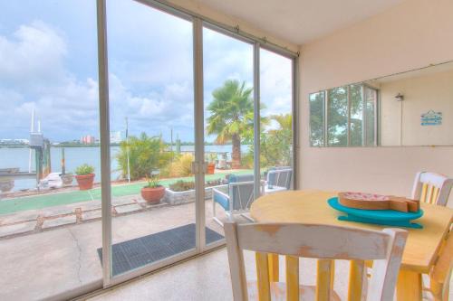 Bay Watch #3 - Weekly Beach Rental