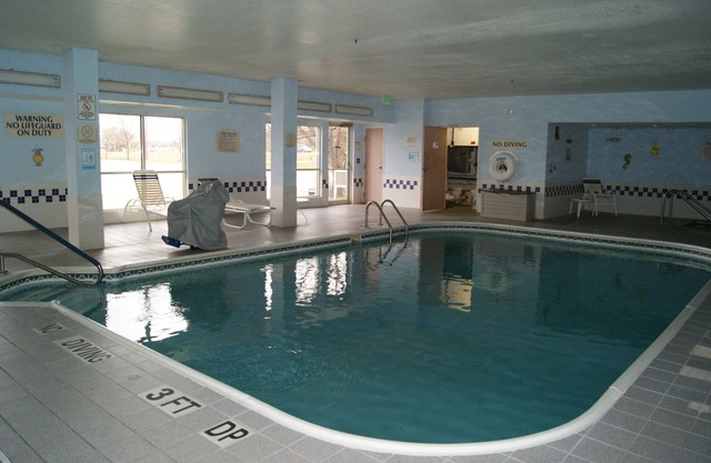 Baymont by Wyndham Coon Rapids