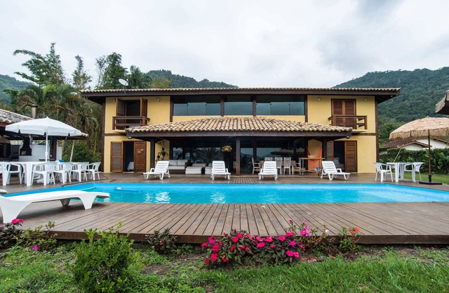 Beautiful luxurious beachfront house on Praia da Fortaleza in Ubatuba.