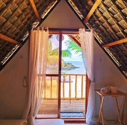 Beach Front Cabana 1, Puraran Surf Resort