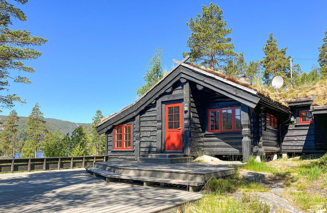 Beach front home in Dølemo with WiFi
