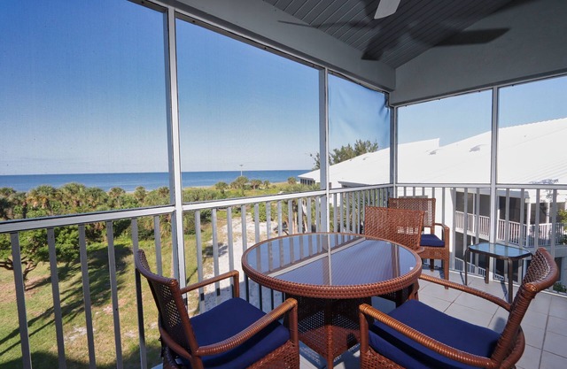 Beach Front, Two Bedroom Condo with Loft! South Seas Beach Villa 2237
