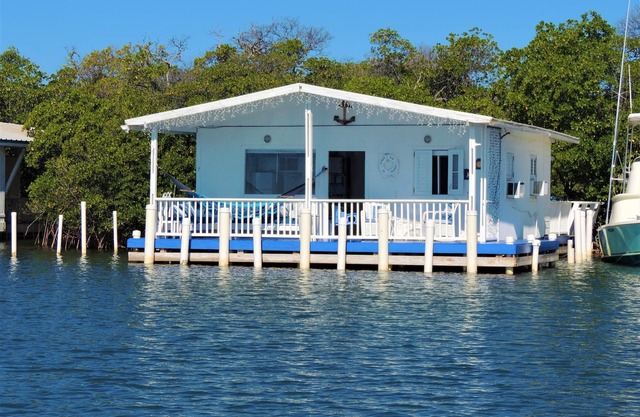 Beach Front, Water Front, stilt house on the water