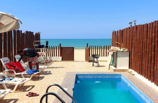 Beach house in front of the sea in Zorritos, ideal to come with family and friends.