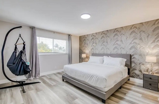 Beach Island Access | Dog Friendly | Kitchen | Hot Tub