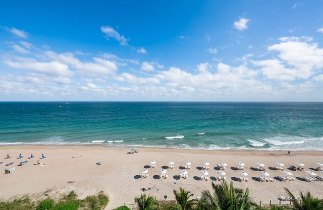 Beachcomber Resort & Club