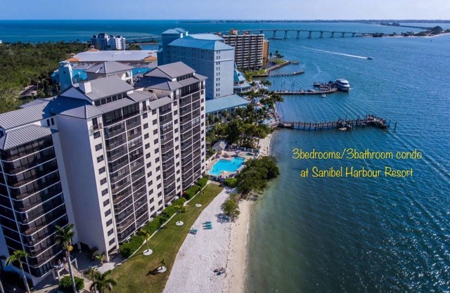 Beachfront 3B/3B Fully Renovated Condo on Private Beach w/Heated Pool