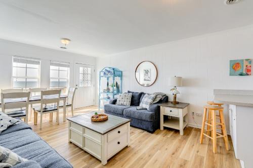 Beachfront Emerald Isle Vacation Rental with Deck!