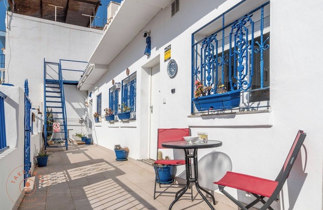 Beachfront studio, el Palo - TakeCareMalaga
