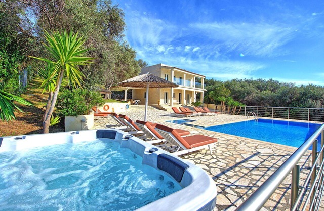 Beachfront Villa Seasun - Luxury Villa by the Sea in Corfu, Greece