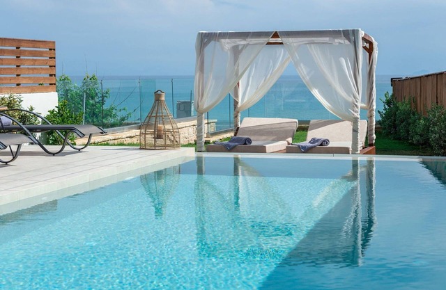 Beachfront Zante Villa | Villa Mare | 3 Bedroom | Private Pool | Psarou