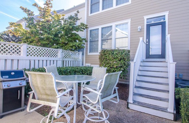 Bear Trap Dunes - 1 Village Green