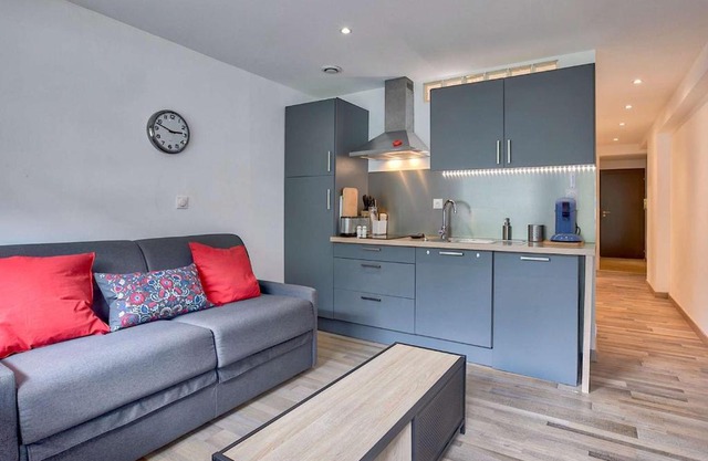Beau studio cabine 4 pers, accès WiFi, pied de piste ! - FR-1-400-115