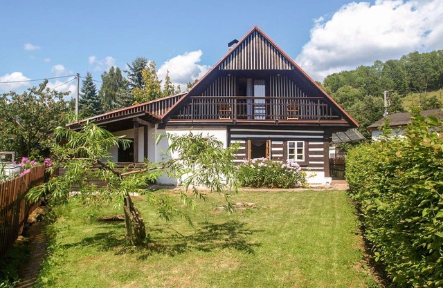 Beautiful private villa for 9 guests with WIFI, TV, terrace and pets allowed