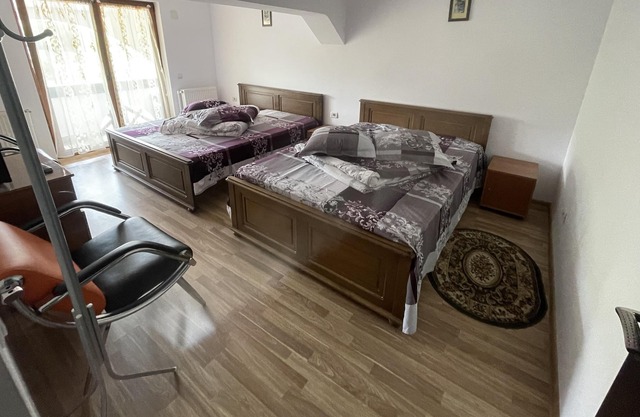 Beautiful 2-Bed Apartment in Gura Humorului