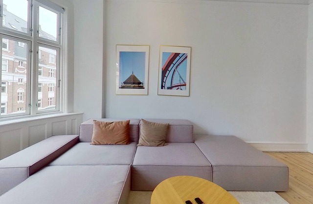 Beautiful 2-BR apartment in Frederiksberg C - 292