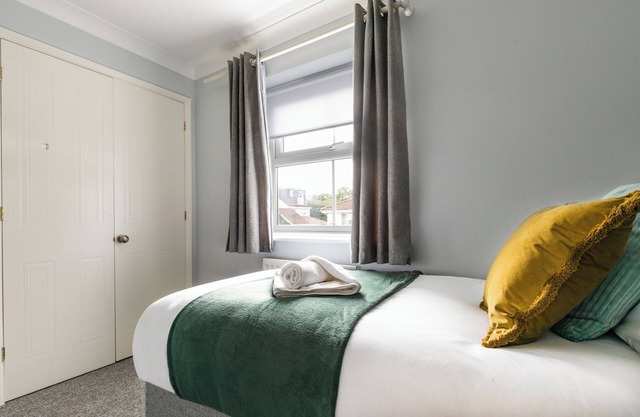 Beautiful 3 Bedroom Home Perfect for Long Stays in Chelmsford