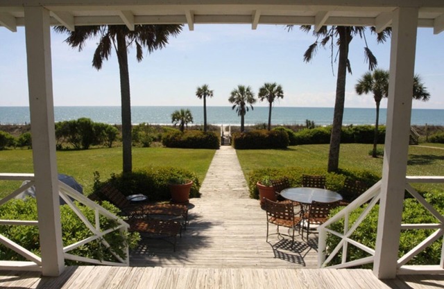 Beautiful 5BD oceanfront house on Golden Mile in central Myrtle Beach