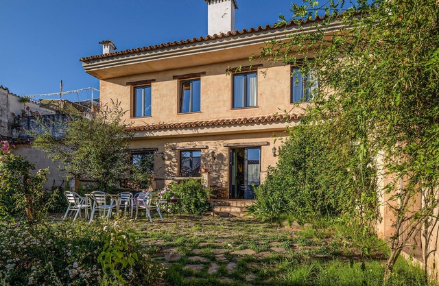 Beautiful and charming vacation home with lots of flair in Cortelazor.