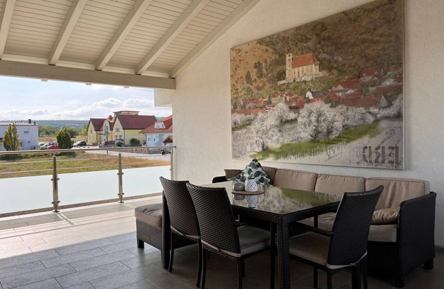 Beautiful apartment for 6 people with A/C, WIFI, TV and balcony