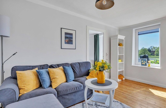 Beautiful apartment for 2 guests with WIFI, TV and balcony