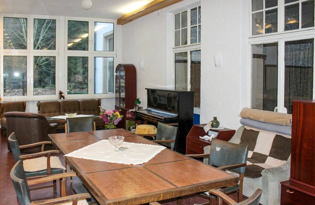 Beautiful apartment for 6 people with WIFI, hot tub, TV, patio, pets allowed and parking